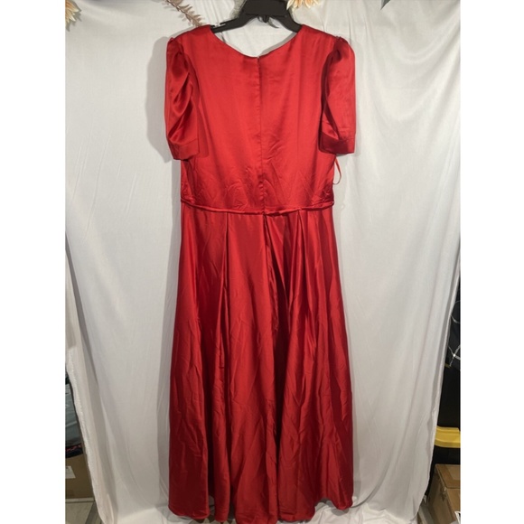 $398 IEENA Mac Duggal [ 14 ] Puff Sleeve Satin A-Line Gown in‎ Red - Picture 11 of 16